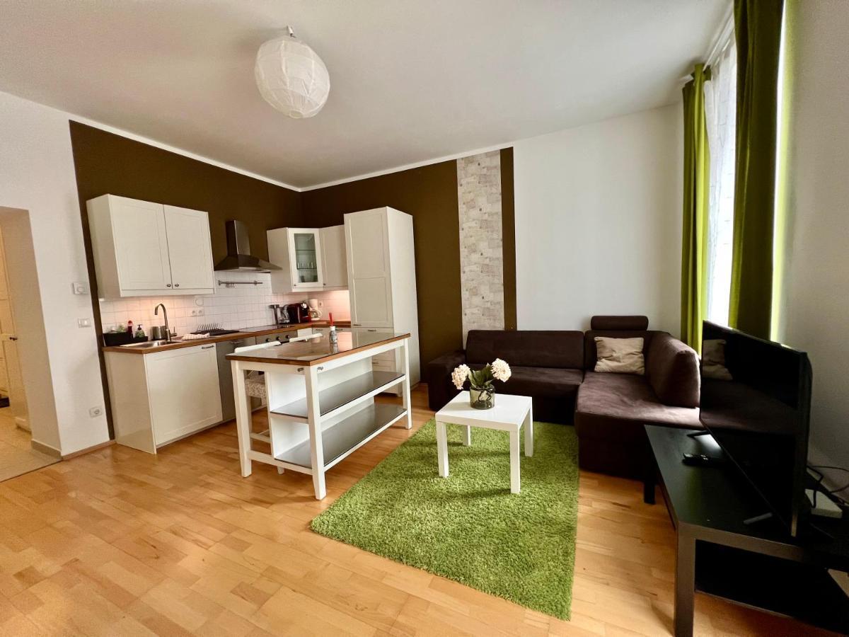 Cozy 2-Room Apartment Wenen Buitenkant foto